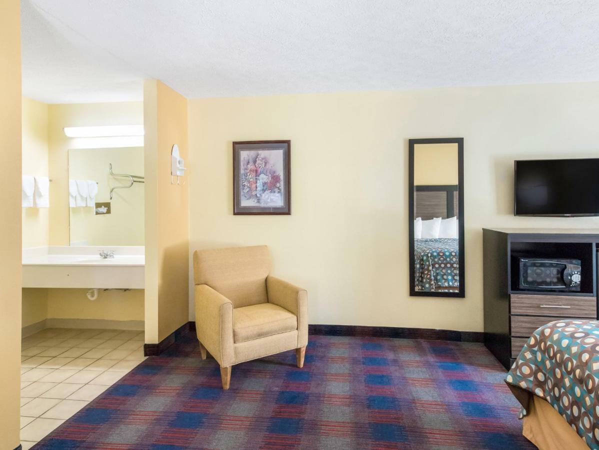 Americas Best Value Inn - Clayton Eksteriør bilde